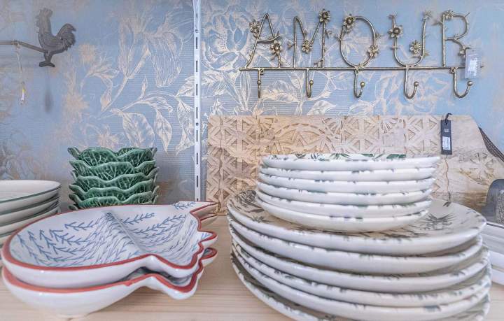 Vaisselle et coutellerie Saugues